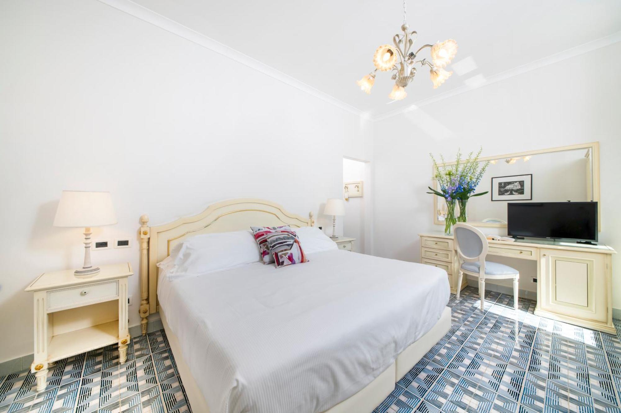 La Reginella Resort & Spa Lacco Ameno  المظهر الخارجي الصورة