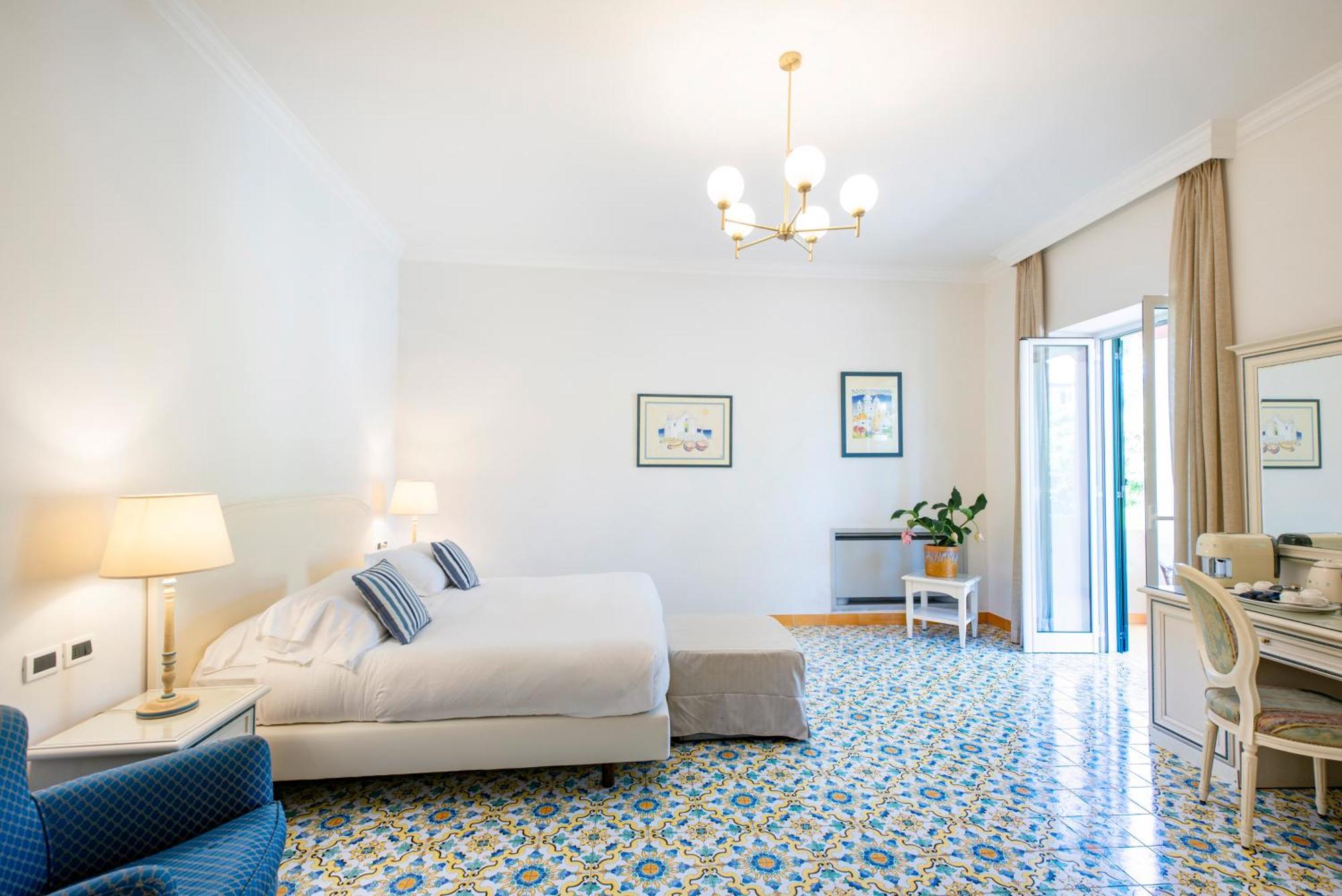 La Reginella Resort & Spa Lacco Ameno  المظهر الخارجي الصورة